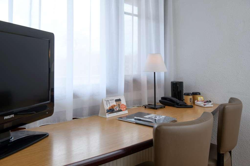 Campanile Hotel & Restaurant Arnhem - Zevenaar Room photo
